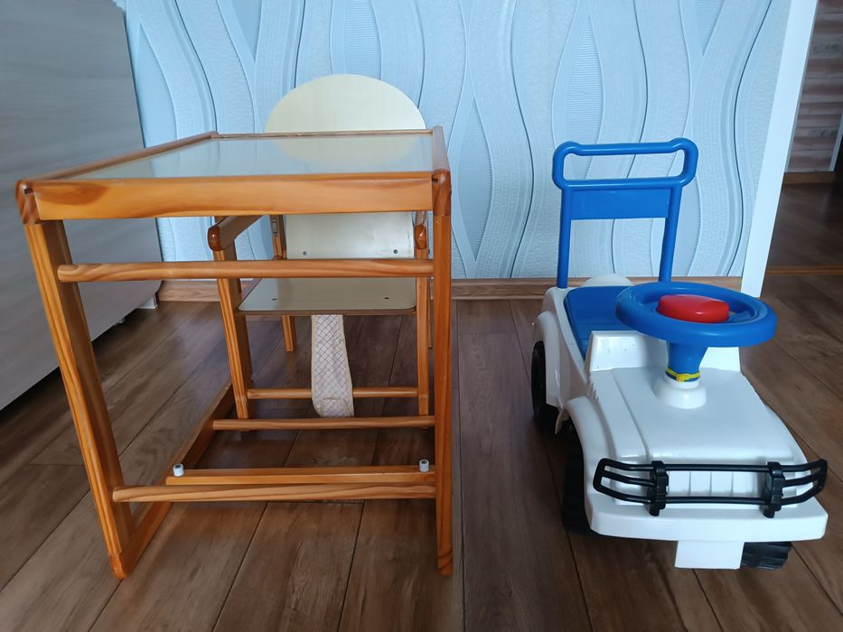 Продам детский стол и машину!!!