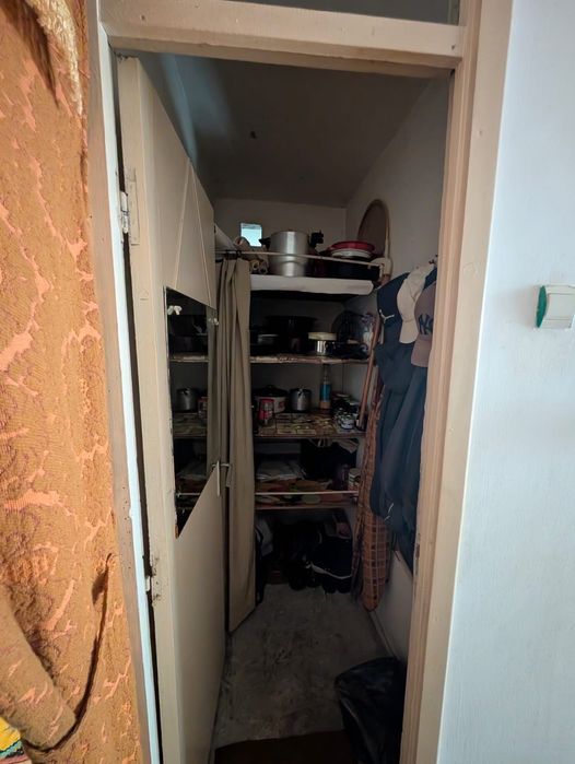 Apartament 2 camere, decomandat - zonă centrală