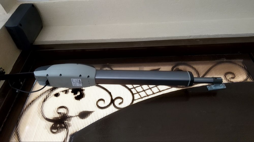 Автоматика для Распашных Ворот.2суток без света 3 пульта.