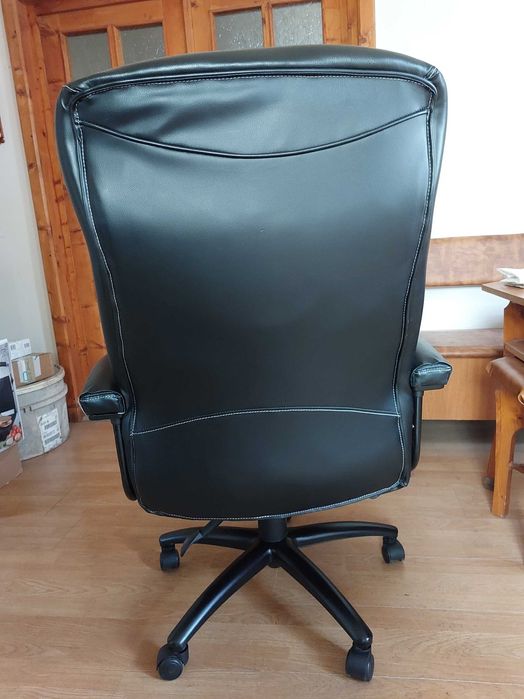 Vand scaun elegant de birou (Jysk)