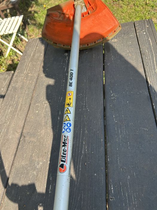 Motocoasa profesioanala oleo mac  Oleomac bc 400 t