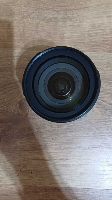 Nikon D7100 cu obiectiv 18-70