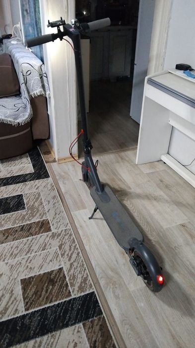 Продам электросамокат