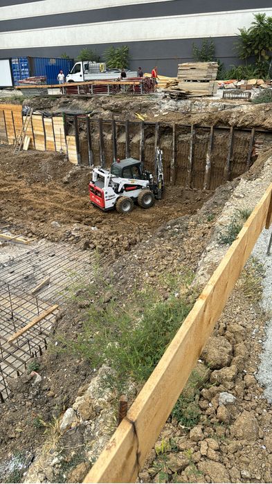 Bobcat de inchiriat