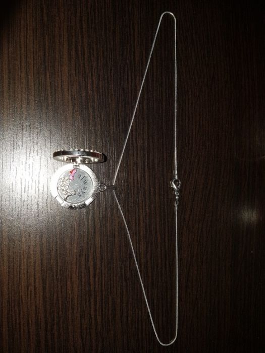 Pandantive elegante ideale pentru cadou de sarbatori