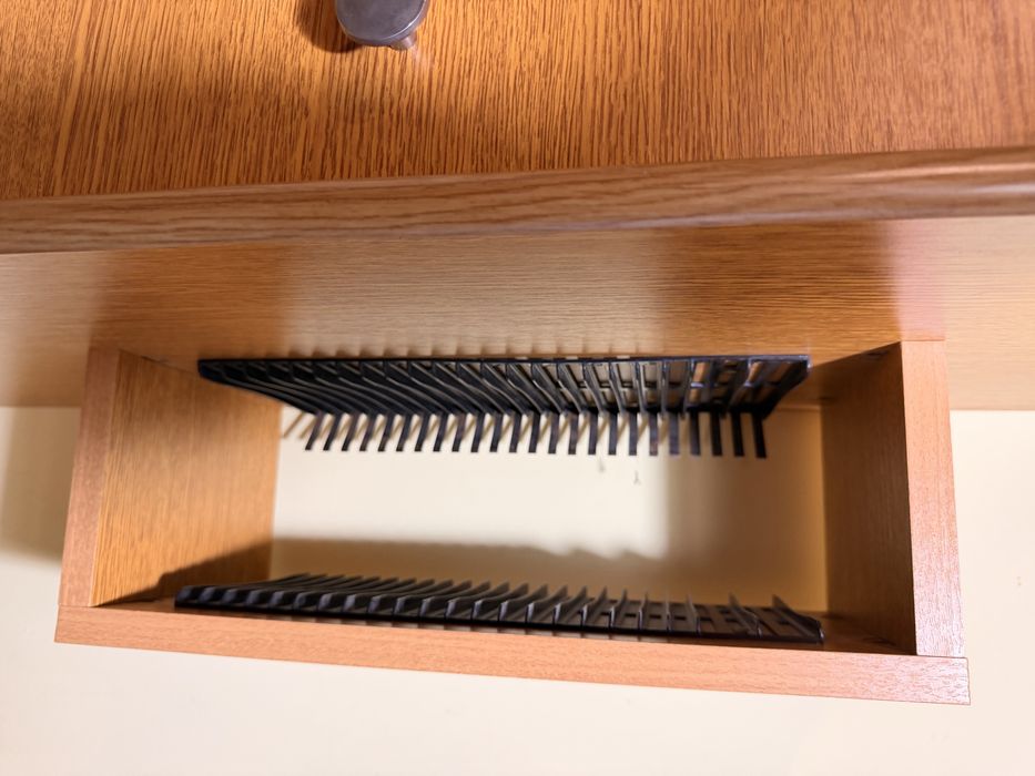 Corp suspendat multifunctional