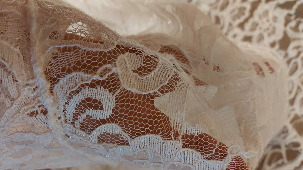 Дантела плат,платове