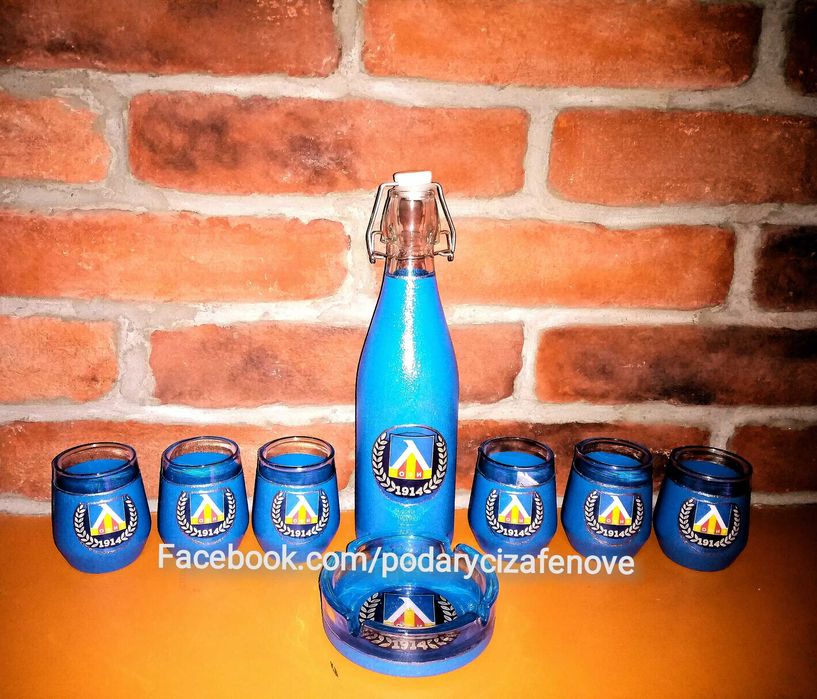 Подарък за фен на "ЛЕВСКИ"- Ръчно декорирана бутилка