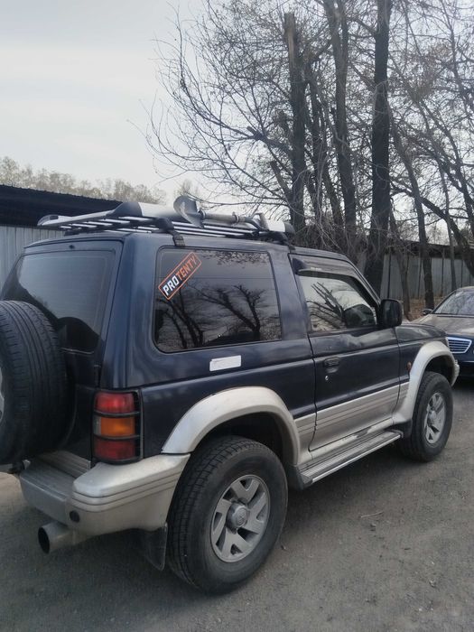 Митсубиси Паджеро 2
