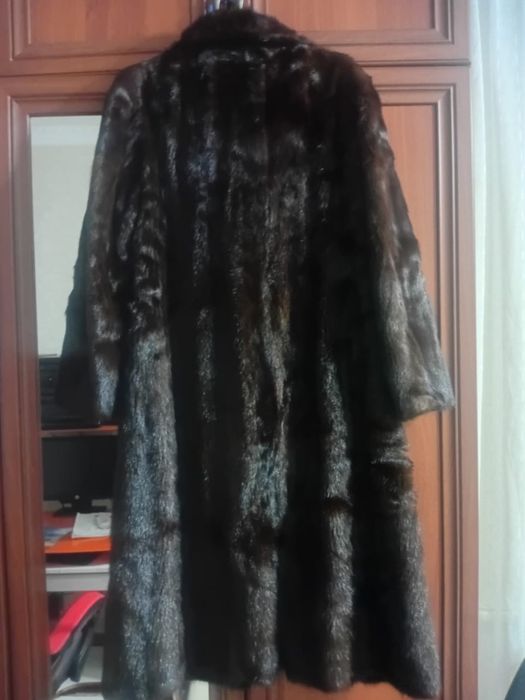 Продам норковую шубу