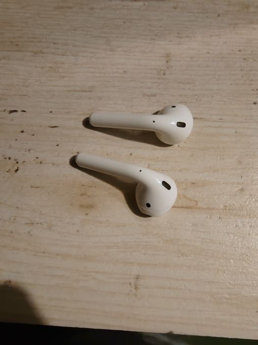 De vânzare AirPods 2