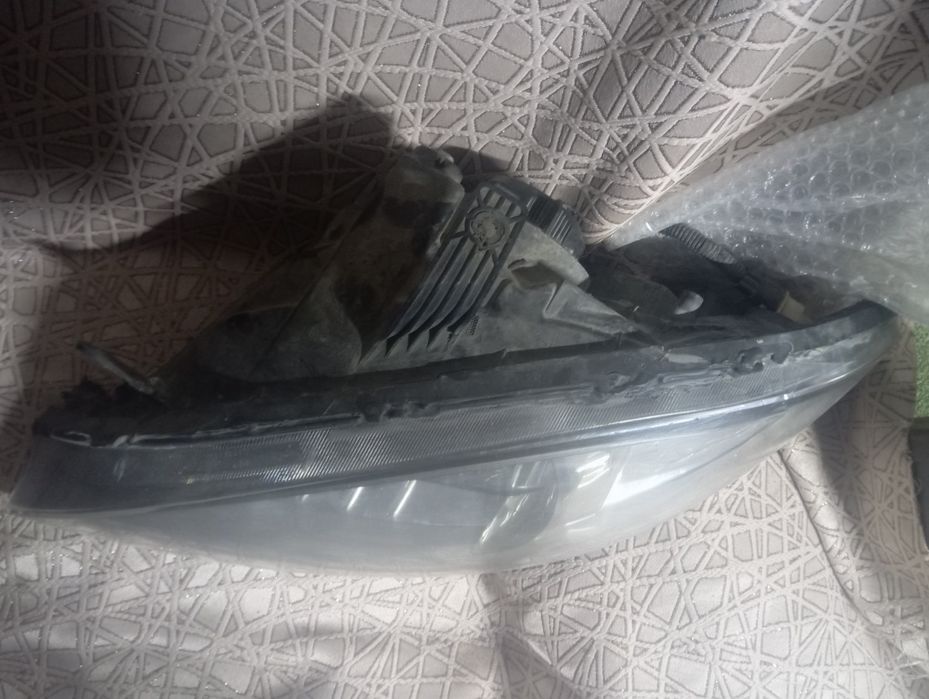 Продается Фары джентра