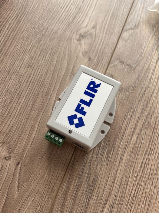 EDS 205A moxa switch ethernet FLIR POE