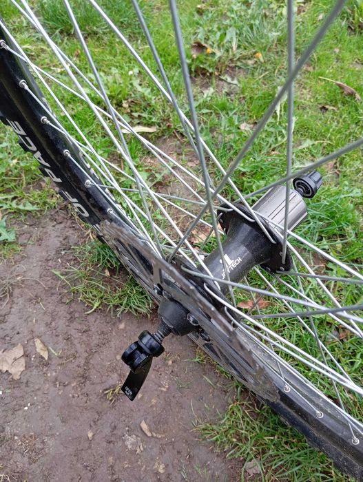 Vând roata joytech,bicicleta