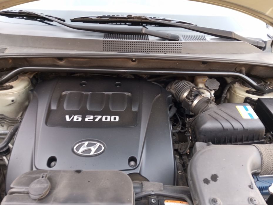 продаю машину Hyundai Tucson