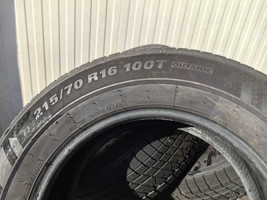 215/70/16 Кумхо ДОТ 2023 г - Със забележка !