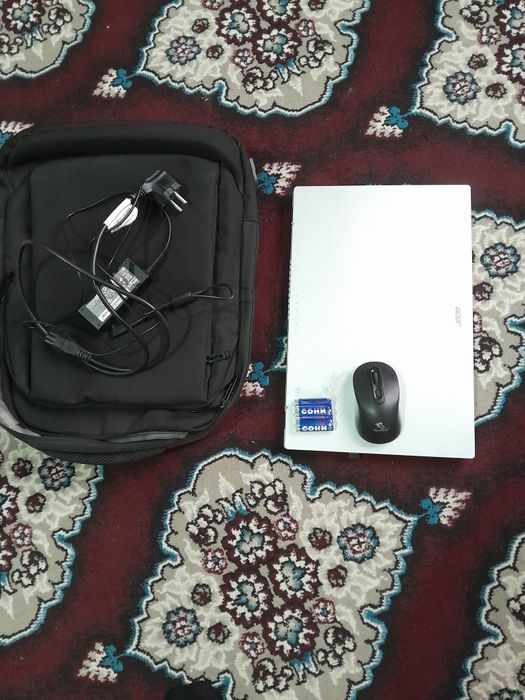 Noutbook  Acer care3