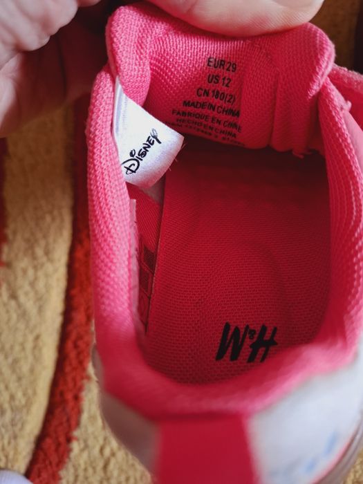 Adidasi H&M  motiv Stich