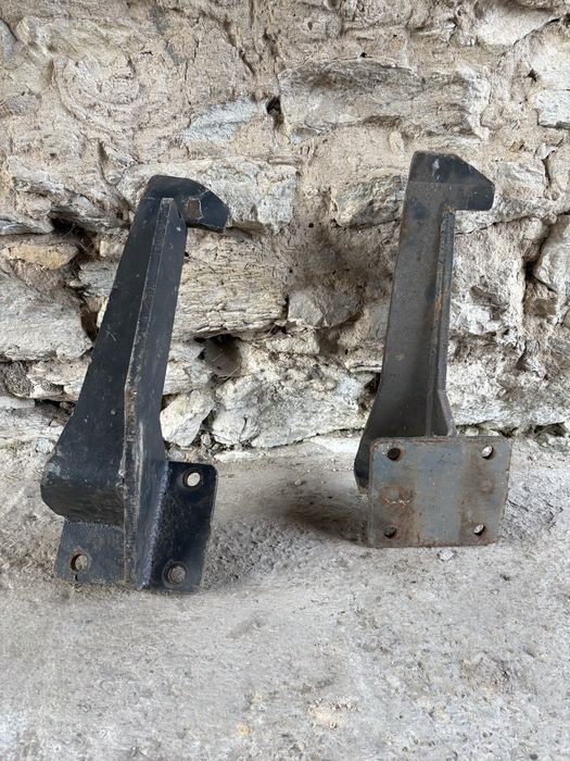 Suporti de incarcator frontal (stayer 650) partea de prindere din fata