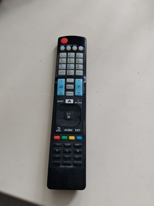 Продам телевизор марки LG