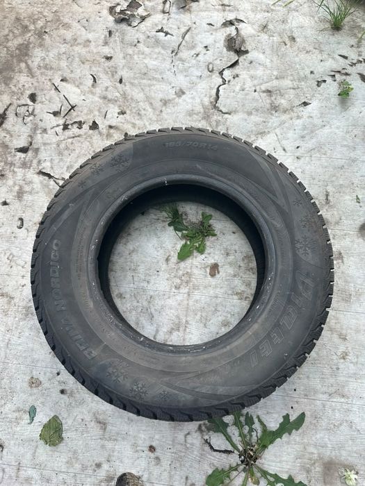 Продам зимнюю резину
