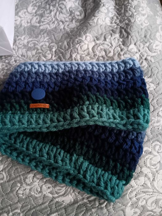 Шапка и шал ръчно плетени