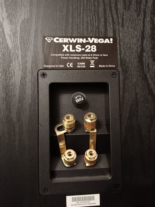 Колонки  Cerwin-Vega