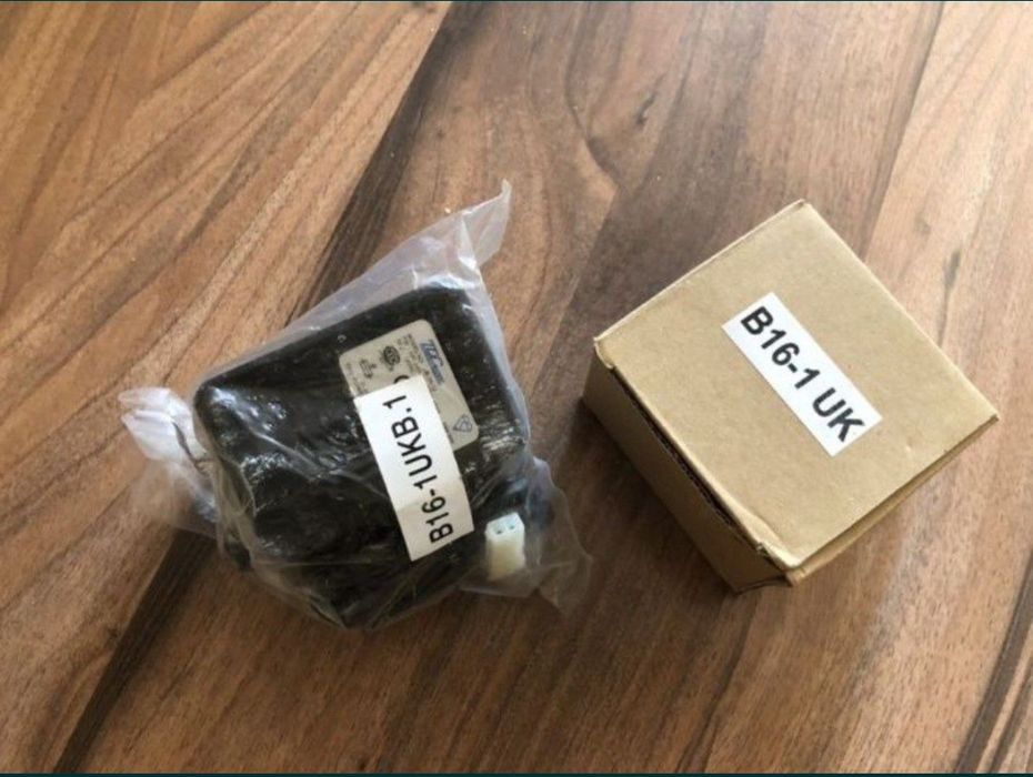 Лампа и адаптер/