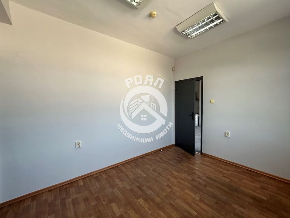 Дава се под наем Склад в Пловдив, Индустриална зона - Север - 706 кв.м за 2118 € - Снимка #7