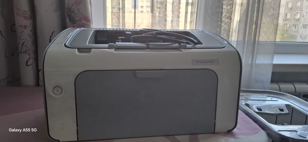 Принтер HP LaserJet P1005 в отличном состоянии (б/у)