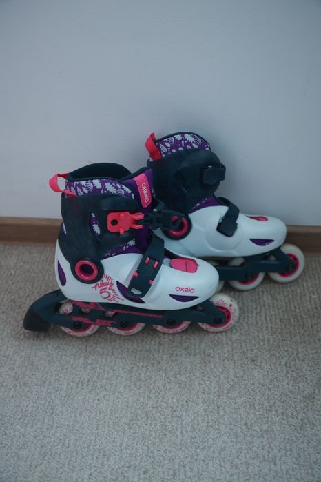 Role copii (fetita) + casca de protectie cadou.