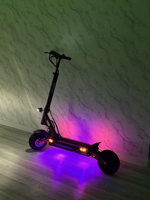 Продаю электосамокат Joyor T10