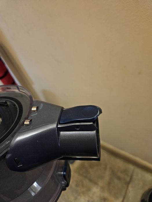 Акумулаторна прахосмукачка