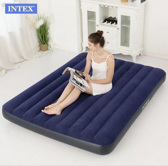 Надувной двуспальный матрас Intex Dura-Beam Classic