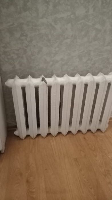 Батарея чугунная 9 секций