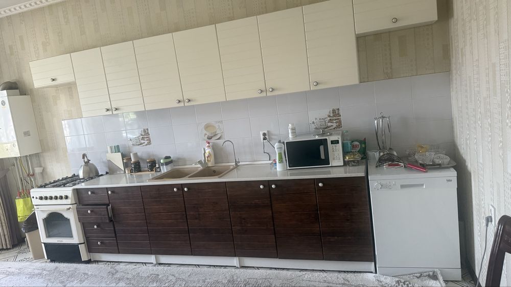 Продам кухонный гарнитур?