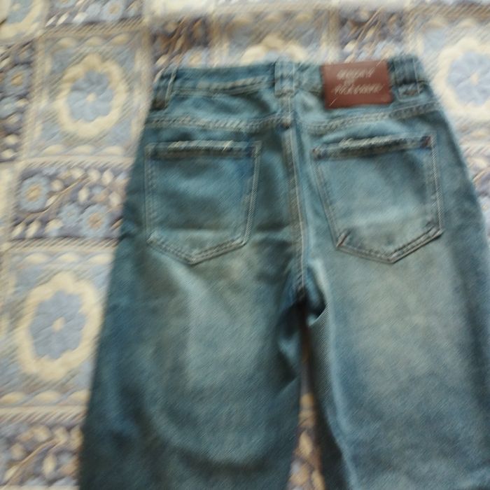 Джинсы  Calvin Klein и М7