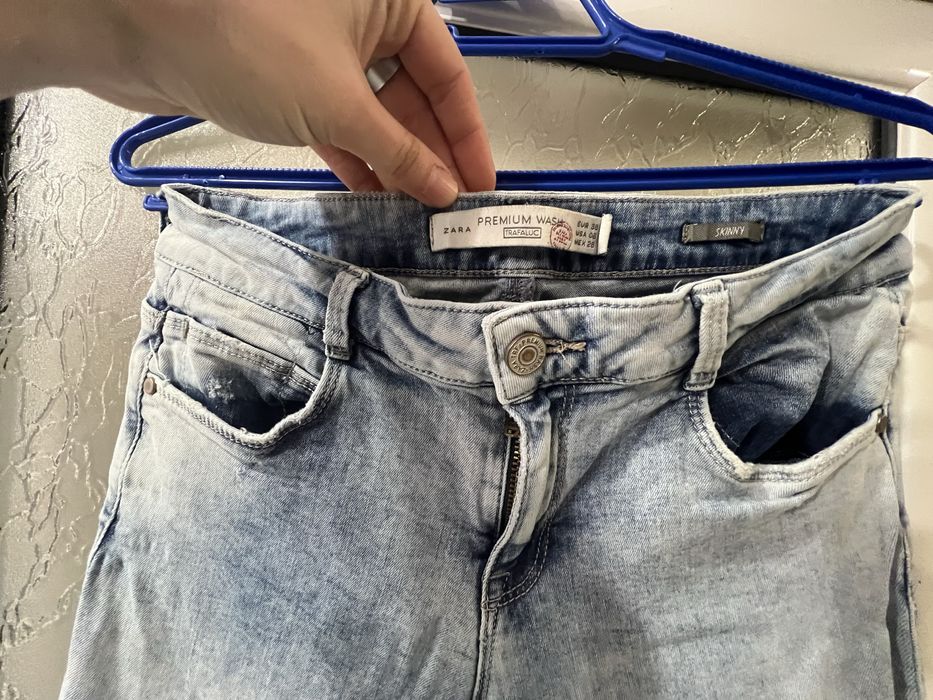 Детски дънки Zara размер 38, отговарят на 152