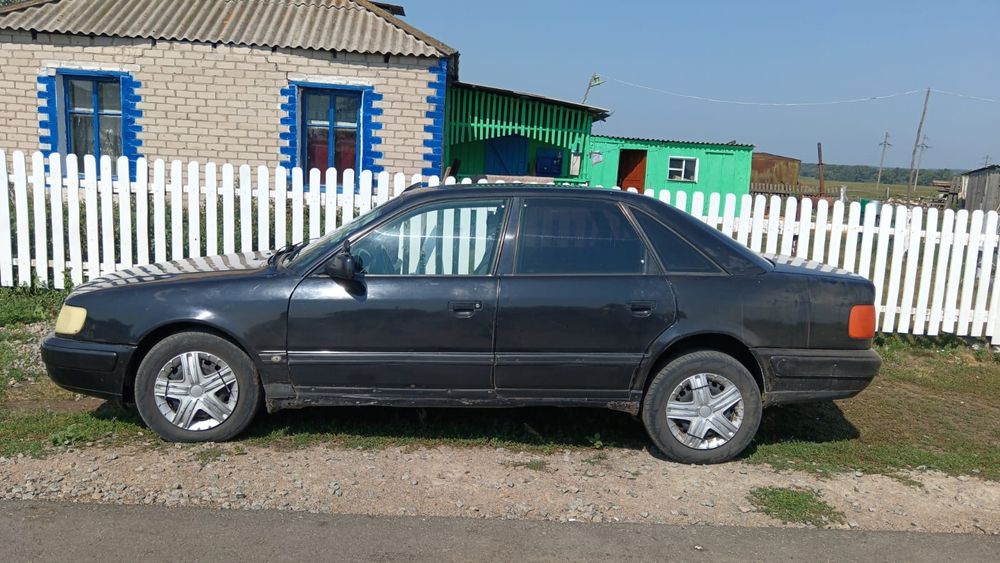 Продам ауди 100с4