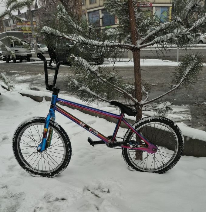 Продам BMX / стрит-велосипед
Продам стильный BMX в отличном состоянии.