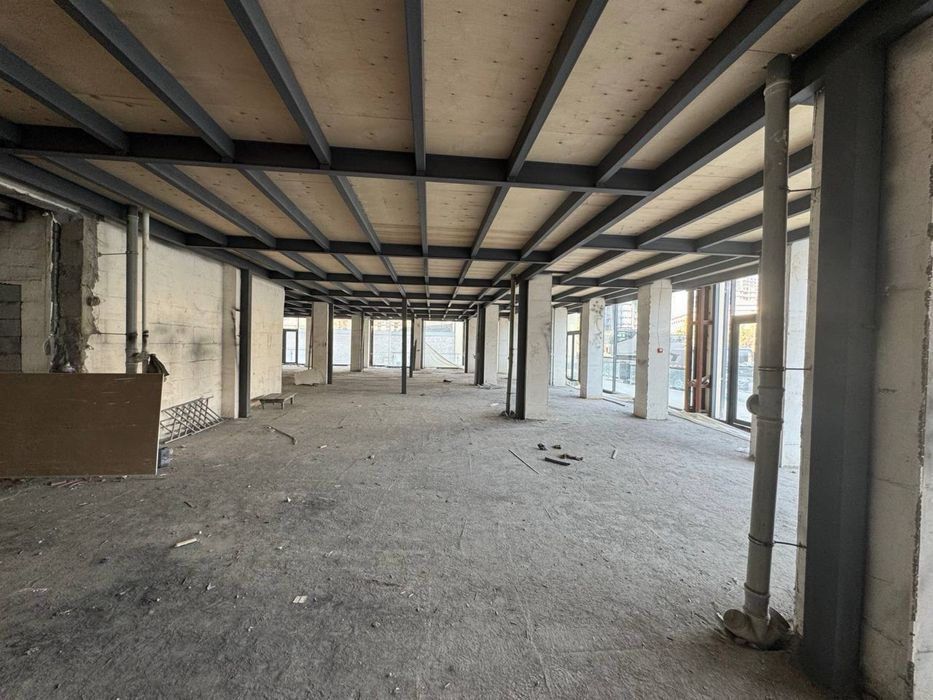 Нежилое помещение Братские могилы 926 кв.м