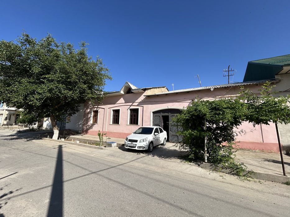 Uy sotiladi Aralovul mahalla 8 sotix