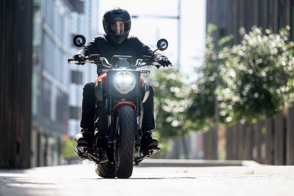 Motocicleta Morbidelli C1002V - MYMOTO Bacau