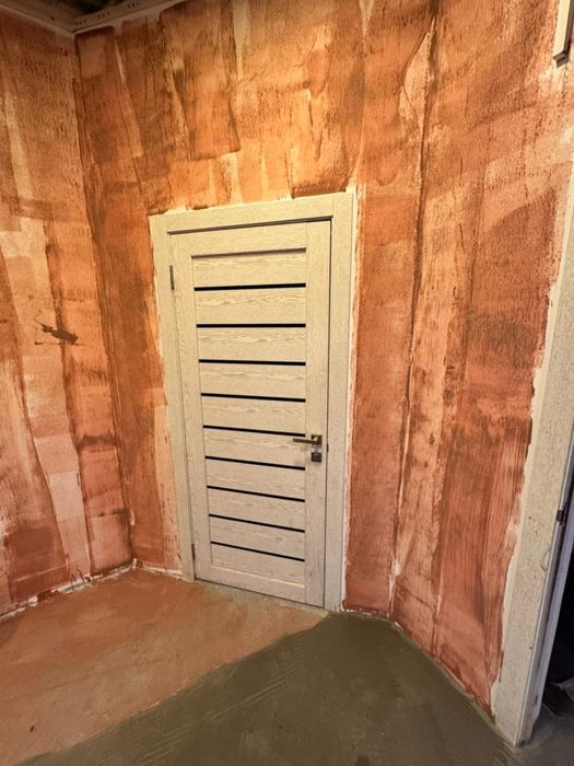 Продам двери в хорошем состоянии