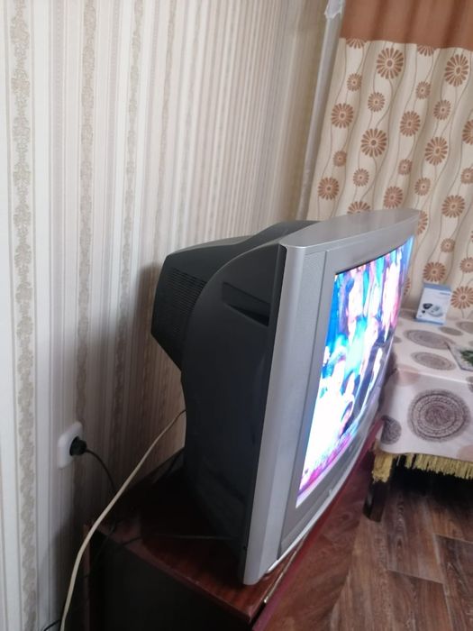 Продам телевизор LG