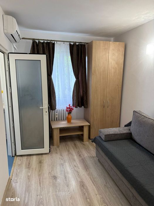 unirii rond Alba Iulia garsoniera 300€