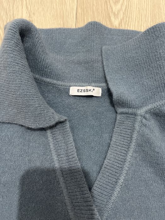 Свитер женский