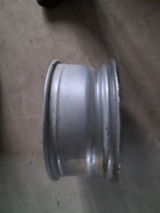 Vând 4 jante pe 17 BMW