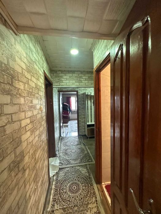 Продаётся 2-комнатная 103-серии. КАЛДАЯКОВА - №45 гиназия. Этаж: 5/5