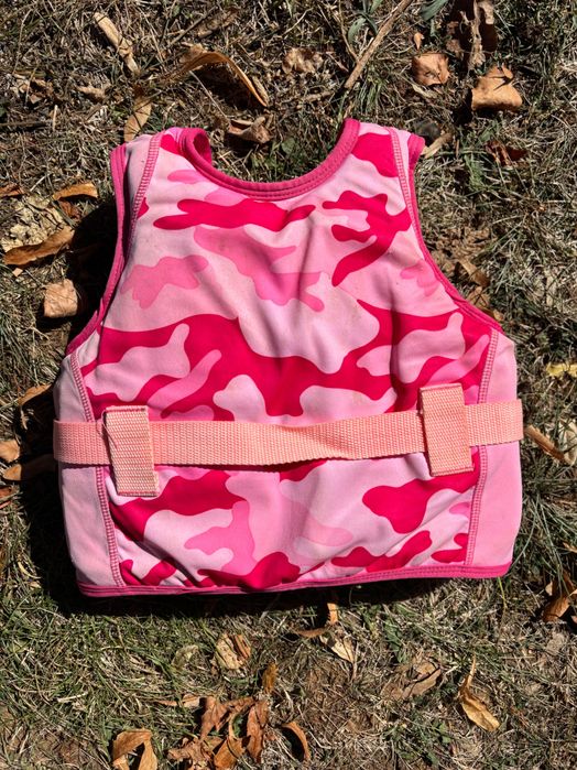 Детска спасителна жилетка